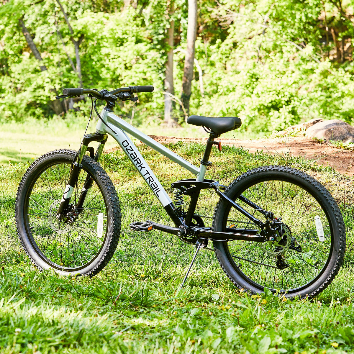24" Ozark Trail FS.1 Epictrail Full Suspension Mountain Bike, for Teens and Adults, Heights Between 4'6" - 5'6", Silver